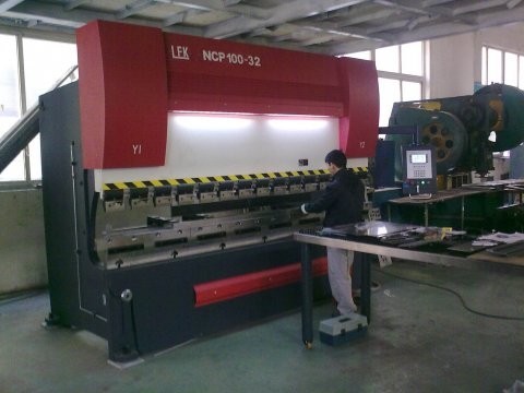 生產(chǎn)設(shè)備